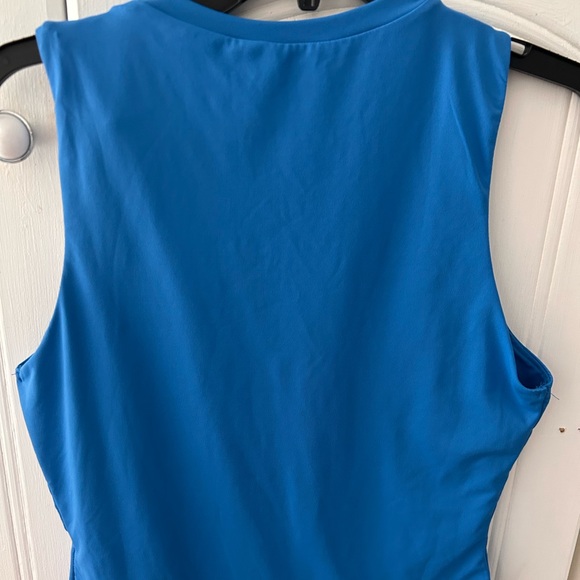 Women's Blue Scoop Sleeveless Shaper/Body Suit w/ Thong Closure and Back, EUC - Picture 6 of 8